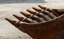 Bergsprängning: Säker hantering av bergsmassor