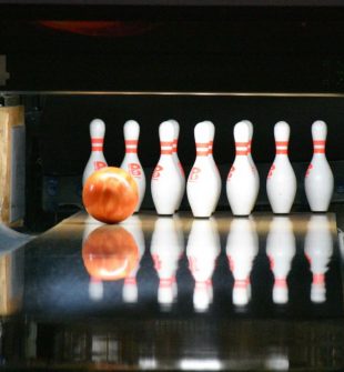 Bowling i Stockholm och restaurang i Heron City – en komplett upplevelse