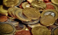 Tjäna pengar lag  smarta sätt att fylla på lagkassan utan krångel