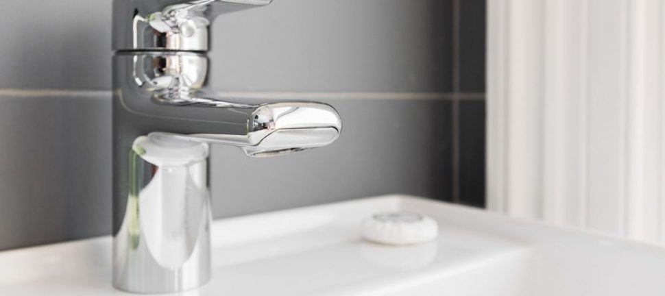 Badrumsrenovering stockholm  så lyckas du med ett hållbart och snyggt badrum