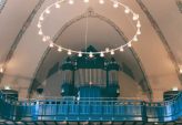 Belysning kyrka  ljus som bevarar, förstärker och förenklar underhåll